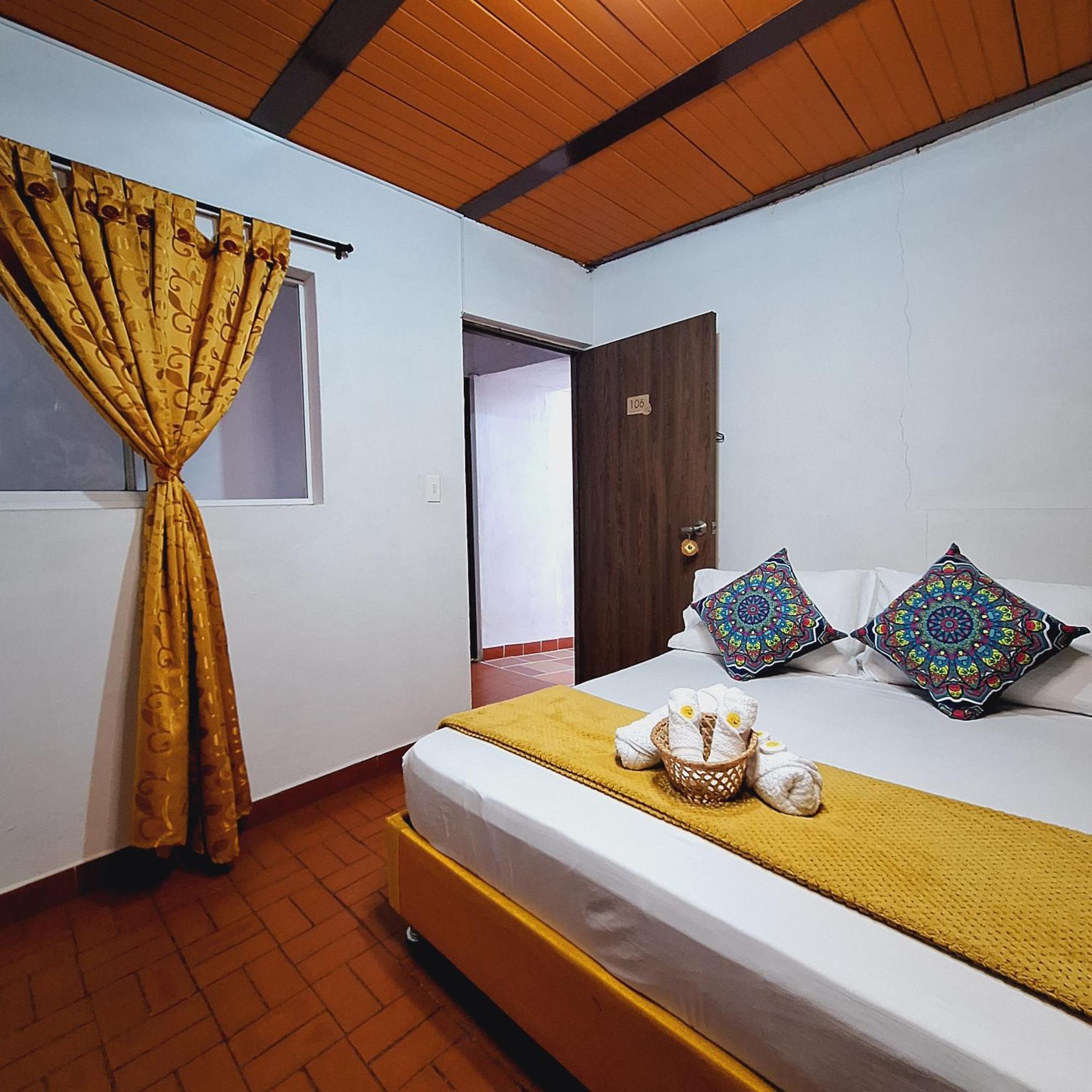 Hostal Colombian Gold Сан-Хиль Экстерьер фото