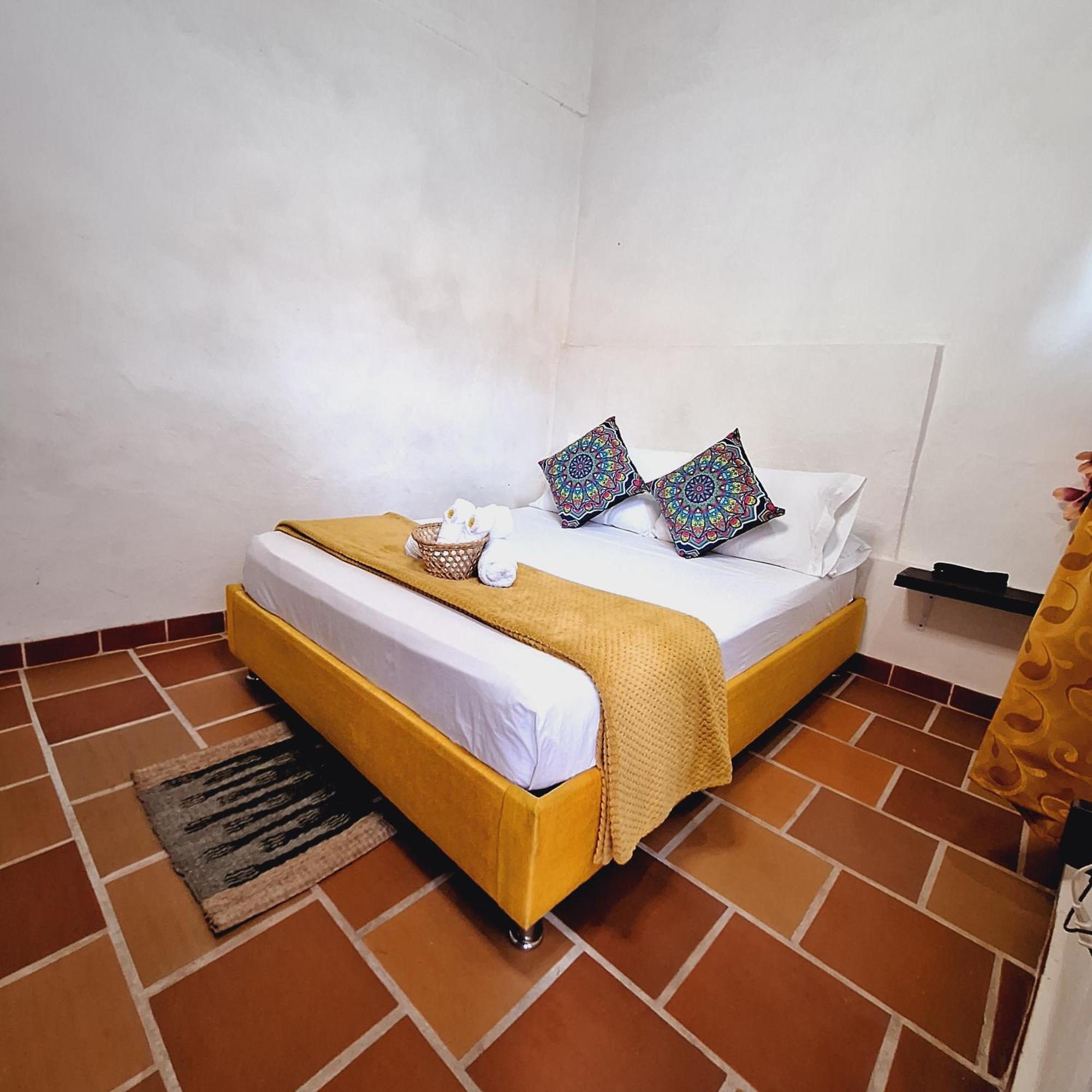 Hostal Colombian Gold Сан-Хиль Экстерьер фото