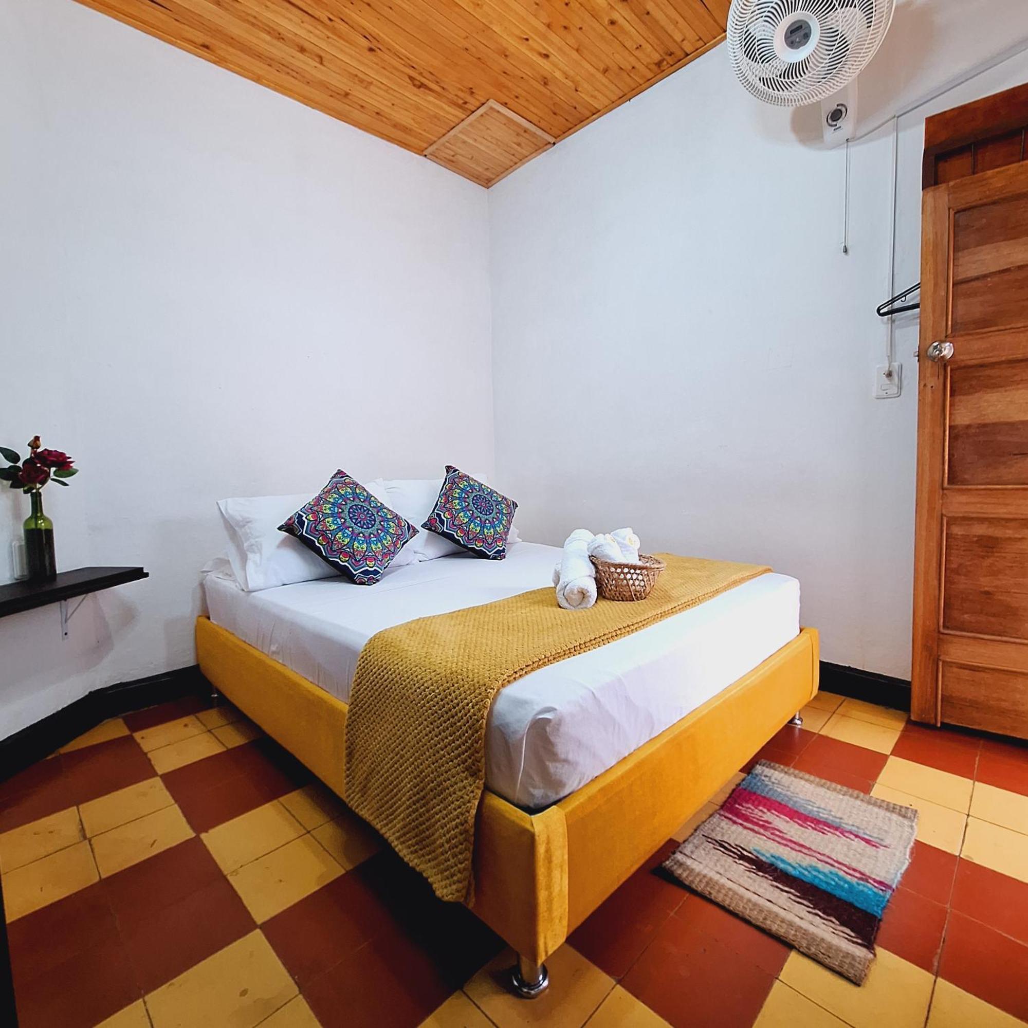 Hostal Colombian Gold Сан-Хиль Экстерьер фото